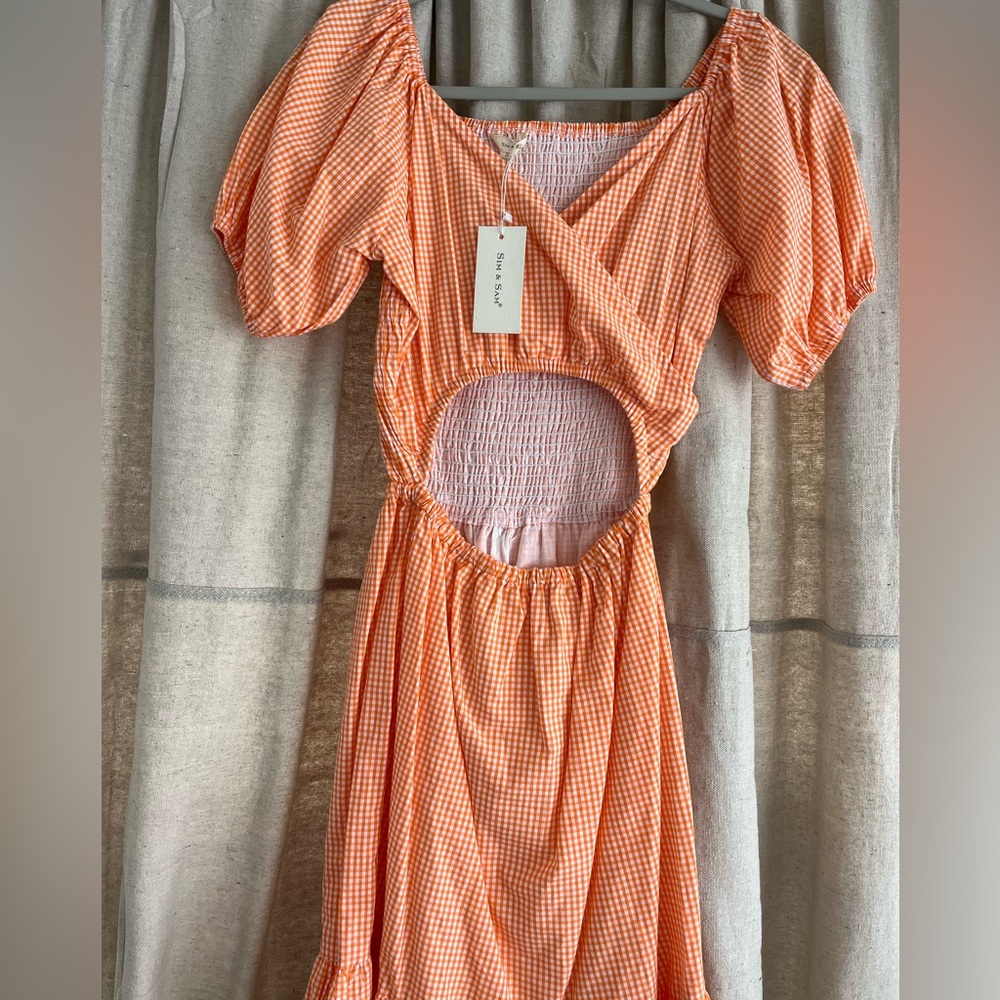 NEW Sim & Sam Orange White Gingham Puff Sleeve Cutout Back Dress Size Small